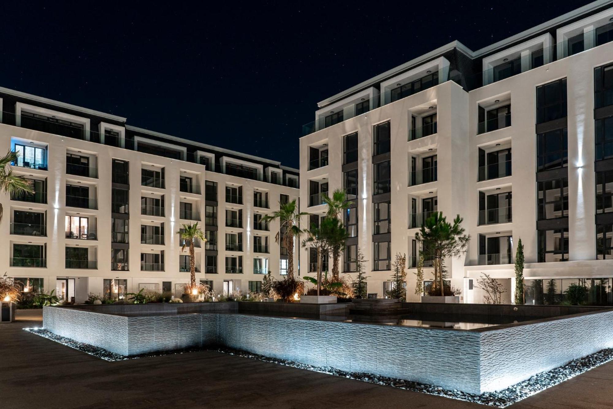 Azur Premium Resort Saints Constantine and Helena Ngoại thất bức ảnh